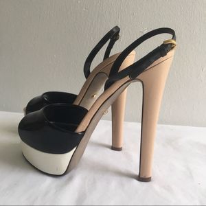 Sergio Rossi sandal size 37